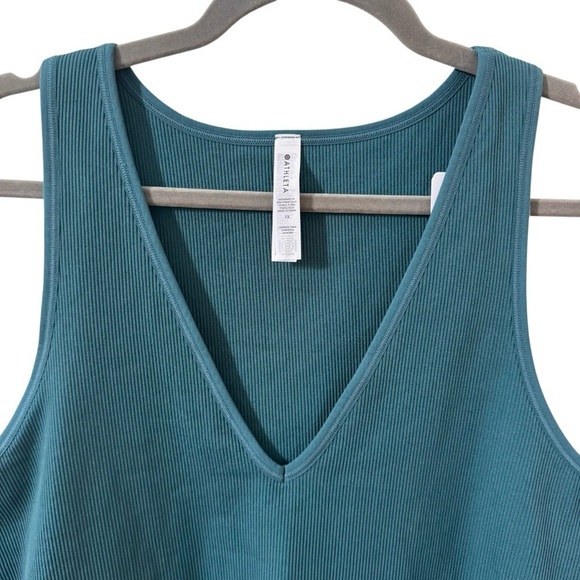 NWT Athleta Aurora Ribbed V-Neck Tank Teal Size 1X - Picture 3 of 7